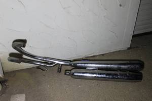 lot 78 image: 62 Honda CB900 and Harley Davidson Touring Exhaust