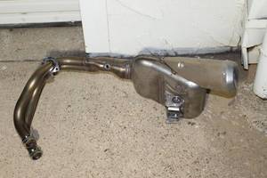 lot 84 image: Yamaha FZo7 Complete Exhaust as shown