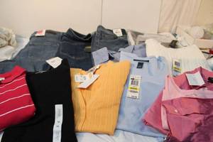 lot 44 image: Womens Clothing Still with tags Talbots M, Karen Scott M, White Stag 12-14, Lauren and Lee Jeans size 12