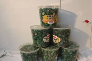 lot 124 image: Bud Light Bottle Caps (6 tubs as shown)