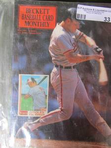 lot 33 image: Becket baseball card magazine, Ramon Martinez baseball card bagazine qty 3