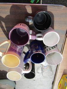 lot 60 image: College lot of cups and coffee mugs