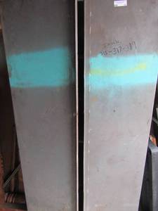 lot 12 image: Tall heavy metal work shop cabinet with 5 tier shelving 73X 37 X 26