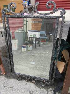 lot 143 image: 3 ft x 22 12 in black metel frame mirror in good condition