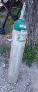 lot 192 image: OXYGEN E CYLINDER ALUMINUM