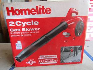 lot 8 image: Homelite gas power leaf blower, unknown working condition