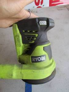 lot 53 image: Ryobi sander 18 Volt