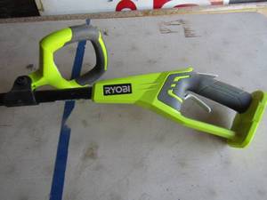 lot 75 image: Ryobi 18 volt 13 cut trimmer