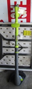 lot 100 image: Ryobi trimmer 18 volt, battery not included