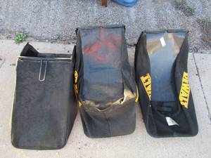 lot 105 image: 3 dewalt grass bags for mower