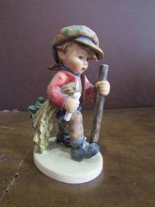 lot 44 image: Mj Hummel figurine  on SECRET PATH  W. Germany 1971