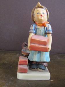 lot 85 image: Mj HummelTHE BUILDER i #305- 1955 W. Germany