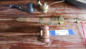 lot 106 image: Genteel brass pipe- black tobacco pipe new- Judges Gavel, - 10 dcor sword in case