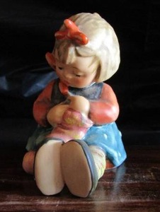 lot 148 image: Mj Hummel #3 W. Germany