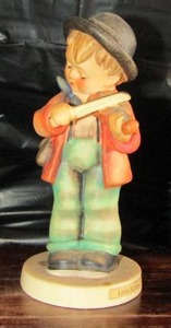 lot 155 image: Mj Hummel LITTLE FIDDLER  W. Germany