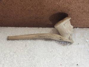 lot 4 image: Vintage pipe