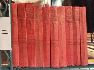 lot 11 image: Vintage books - The Worlds One Hundred Best Short Stories - In ten volumes - 1927