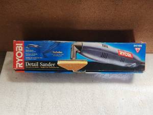 lot 28 image: Ryobi detail sander