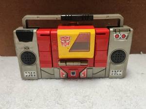 lot 192 image: Vintage Transformer boom box