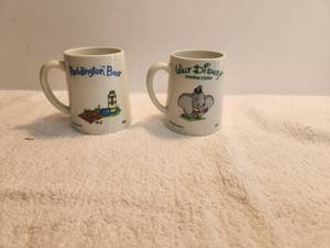 lot 120 image: Selection of coffee cup style music boxes by Schmid