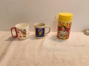 lot 150 image: Selection of 3 Advertainment pieces - Hostess, Mortons & Campbells soup