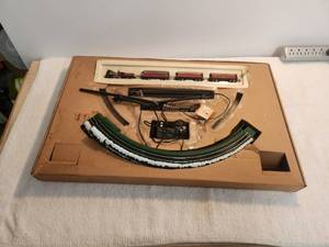 lot 180 image: Train set