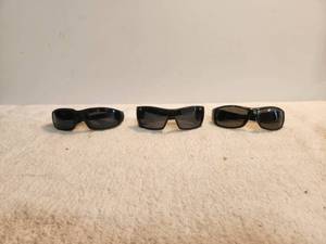 lot 240 image: Selection of sunglasses