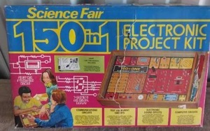 lot 42 image: Science Fair 150 in 1 Electronic Project Kit--Not sure if complete