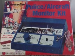 lot 44 image: Science Fair VHF Receiver Kit--Appears to be complete