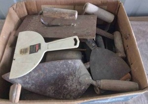 lot 46 image: Box full of Concrete Working Tools