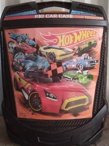 lot 90 image: Hot Wheels 100 Count Car Carrying Case