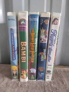 lot 146 image: Selection of 5 Childrens VHS Movies including Bambi and Space Jam