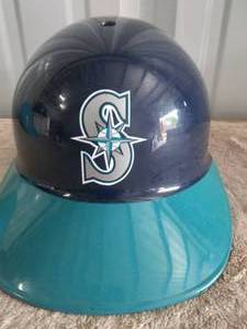 lot 140 image: Vintage Seattle Mariners MLB Practice Helmet