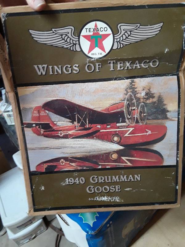 lot 128 image: Texaco 1940 grammar goose 4th in se...