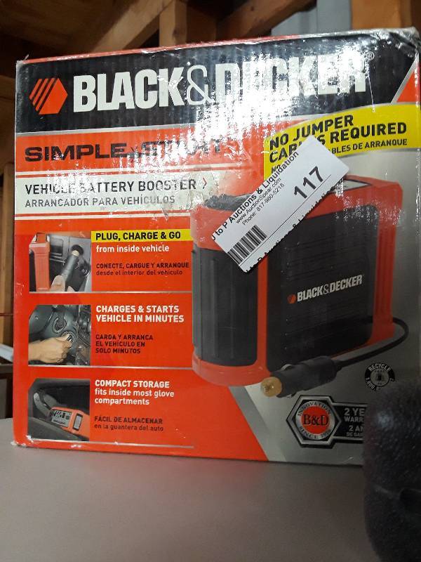 lot 117 image: Black and decker car battery boost...