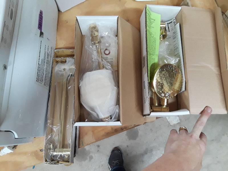 lot 100 image: 1 NIB down under Aussie shower hea...