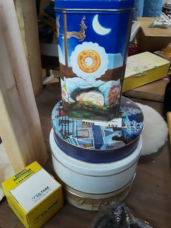 lot 152 image: tin cans x 4...