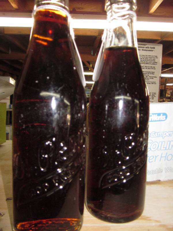lot 86 image: 2 unopened 6 12 oz. 1940s Dr. Pepp...