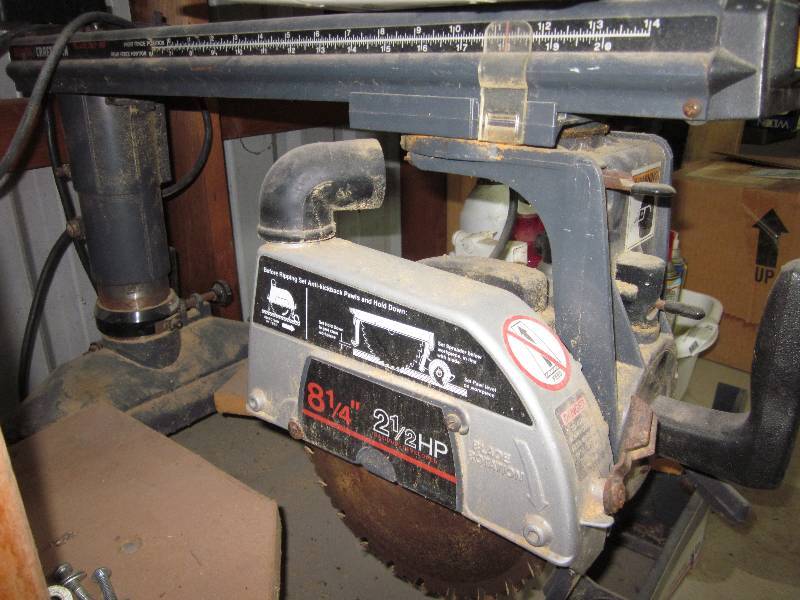 lot 18 image: Craftsman 8 14  radial saw...