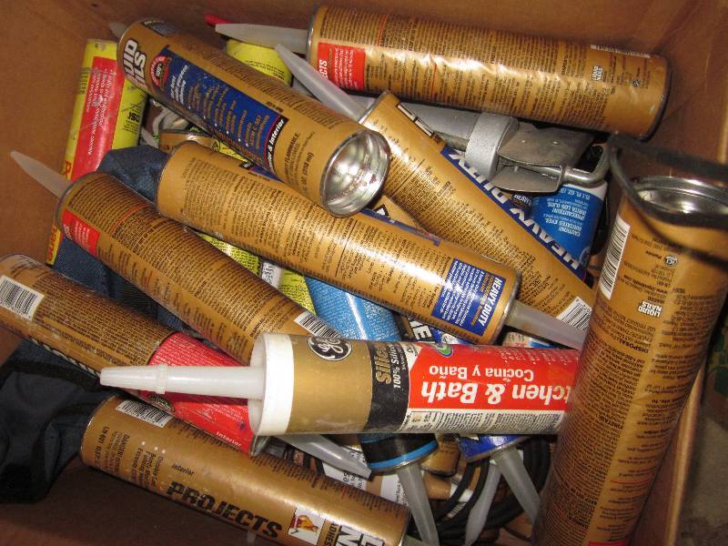 lot 16 image: Liquid nail 20 and 1 caulk gun...