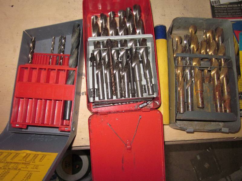 lot 40 image: Drill index  13x-5 bits, Drill inde...