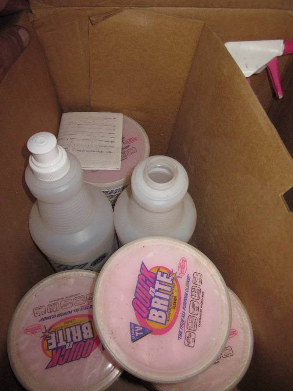 lot 26 image: Quick and brite cleaner x 3 with sp...
