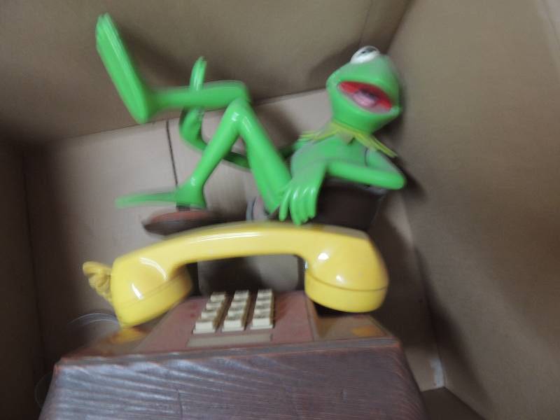 lot 182 image: Kermit the frog phone...