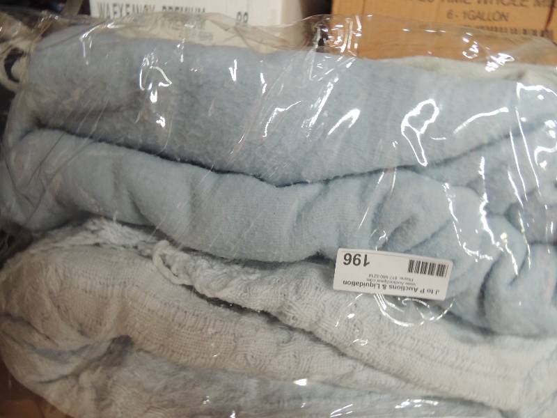 lot 196 image: Handmade blanket...