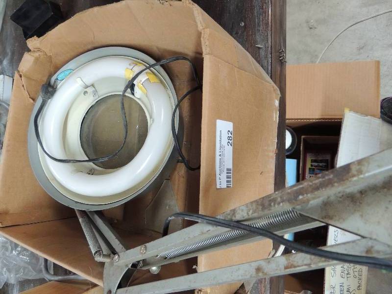 lot 282 image: office Lamp...