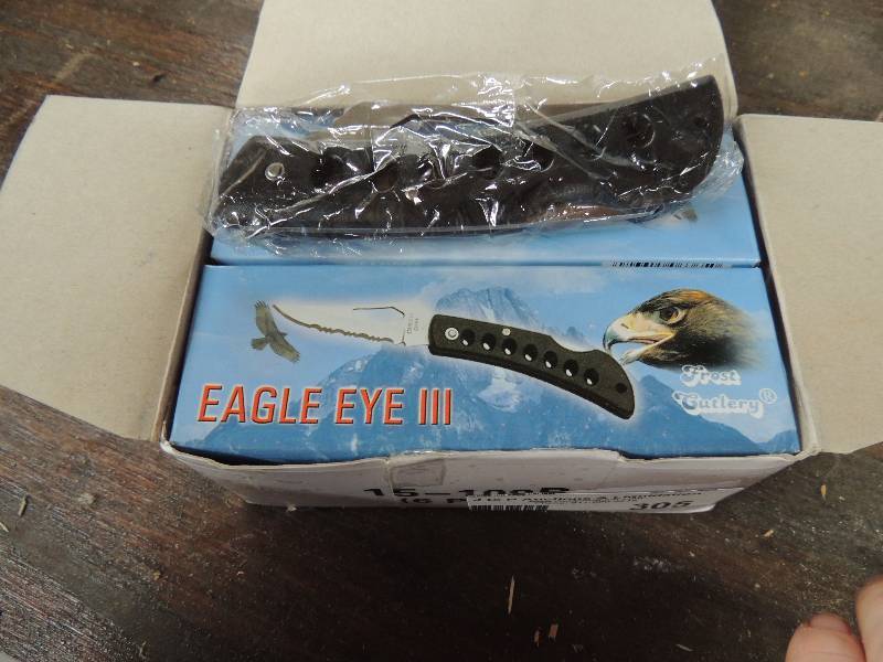 lot 305 image: Knife (s)- Eagle eye III by frost...