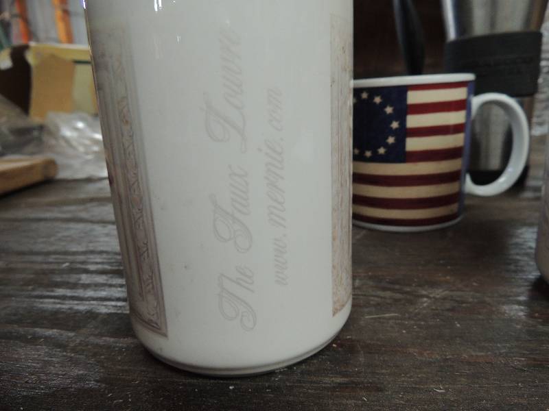 lot 325 image: 4 coffe mugs and 2 tumblers...