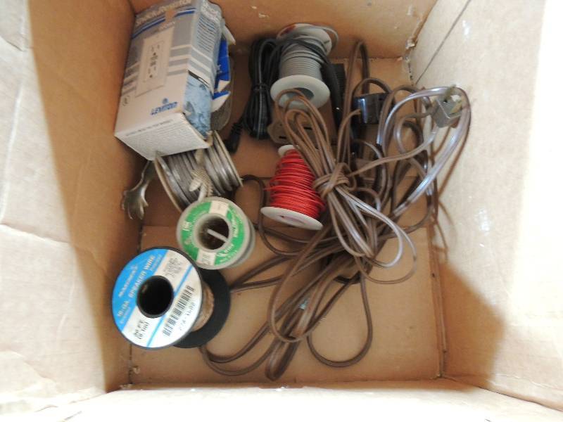 lot 358 image: 5 small rolls of wire, extension co...