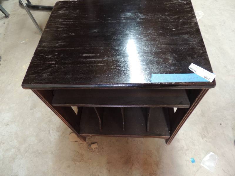 lot 500 image: Music table with record stands x 4...