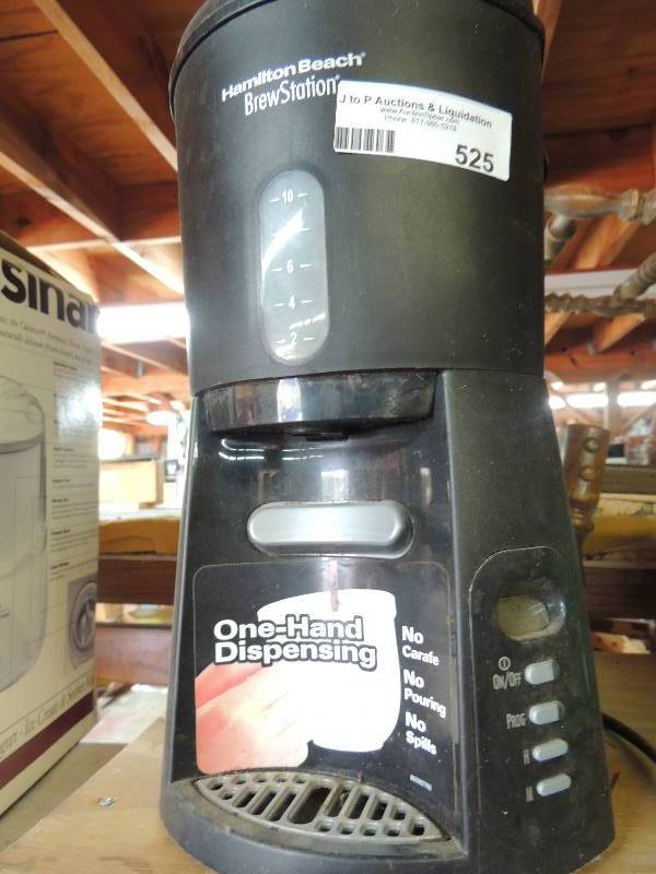 lot 525 image: hamilton Beach coffee machine...